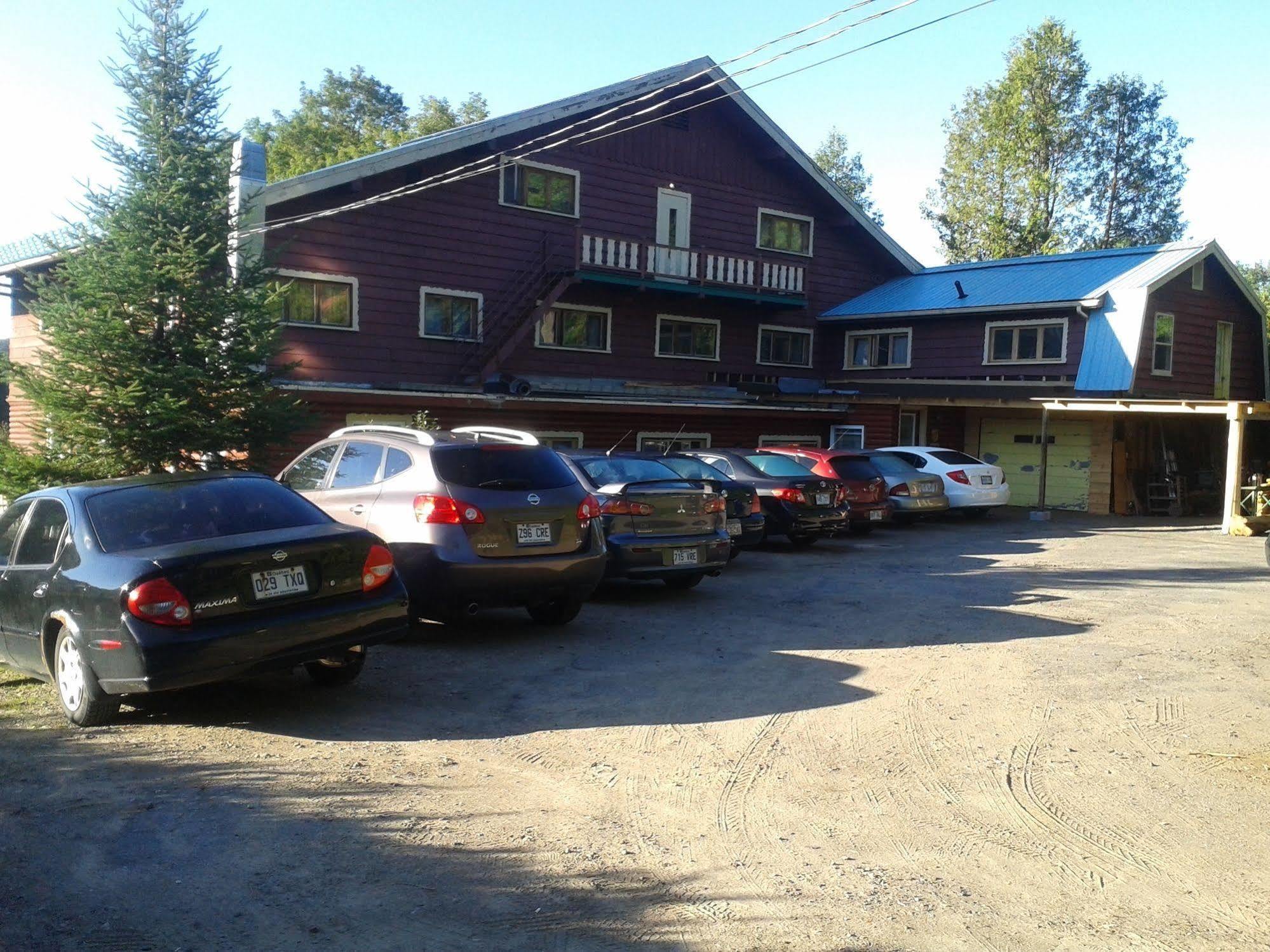 Auberge The Parker'S Lodge Inn Val-David Eksteriør bilde